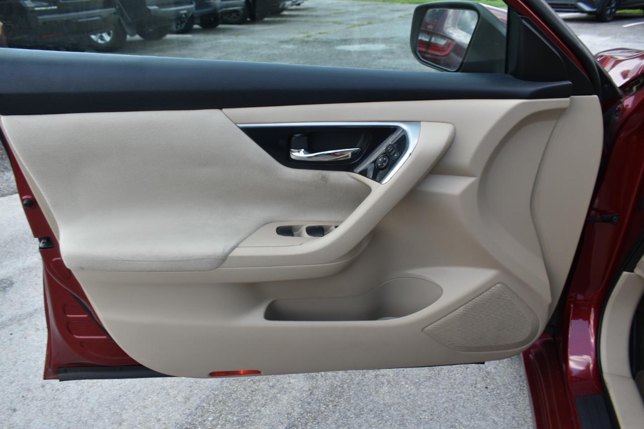 Nissan Altima 2.5 Sedan 2014