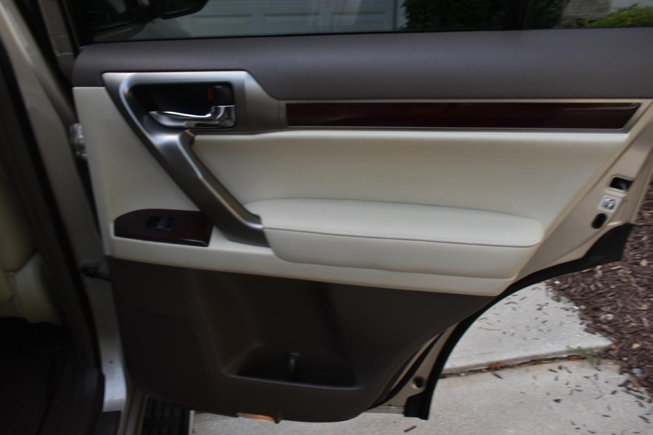 Lexus GX 460 Sport Utility 2014