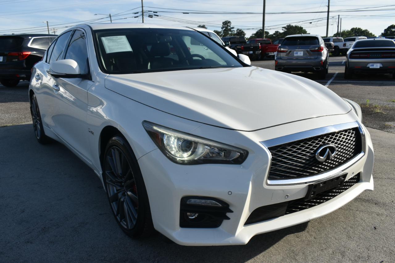 Infiniti Q50 Red Sport 400 AWD 2017