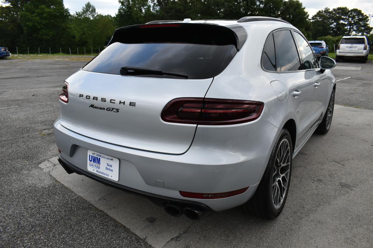 Porsche Macan GTS 2017