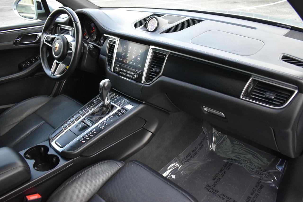 Porsche Macan GTS 2017