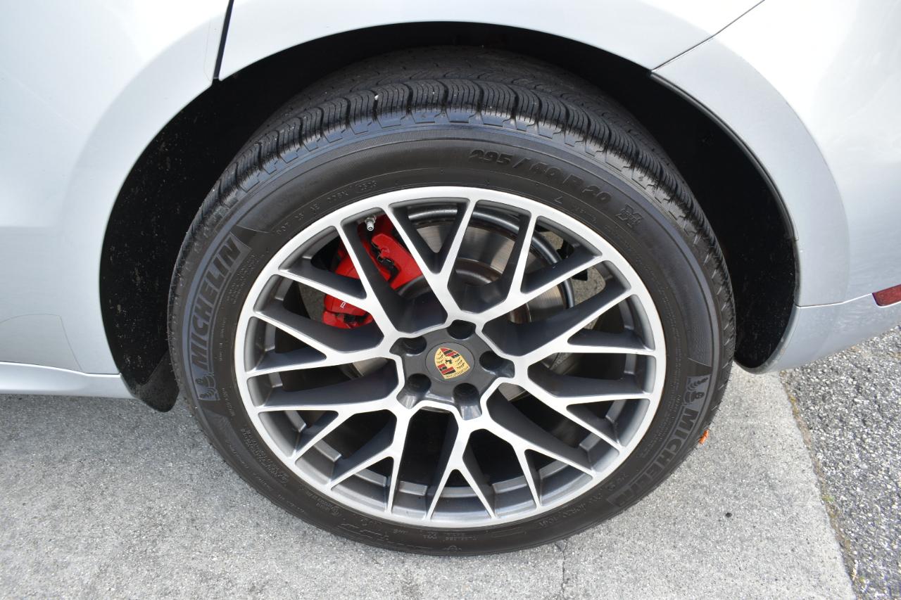 Porsche Macan GTS 2017