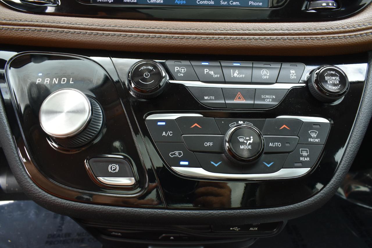 Chrysler Pacifica Limited 2019