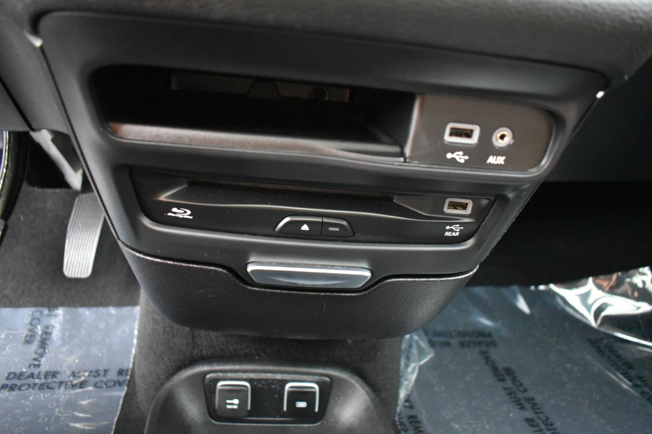 Chrysler Pacifica Limited 2019