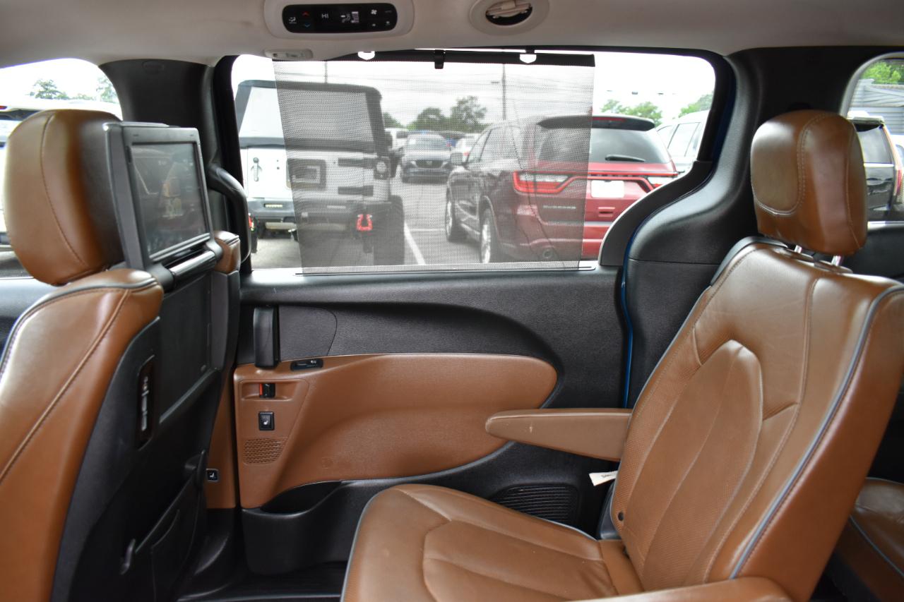 Chrysler Pacifica Limited 2019