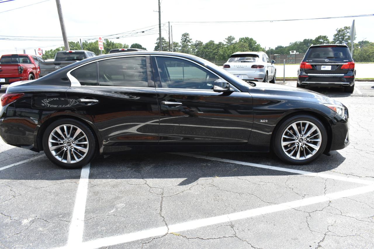 Infiniti Q50 3.0t LUXE 2019