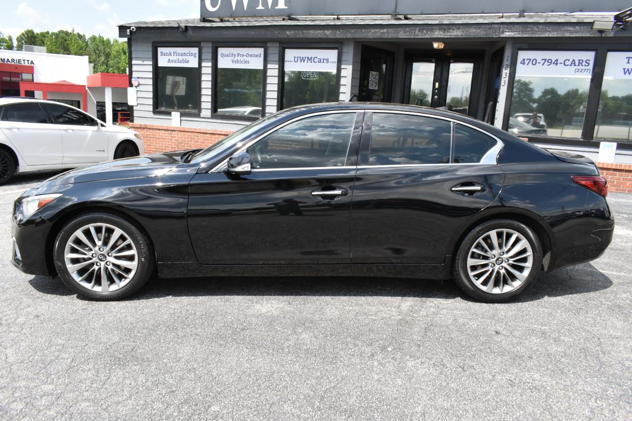 Infiniti Q50 3.0t LUXE 2019