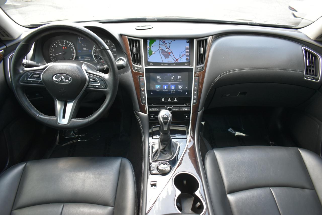 Infiniti Q50 3.0t LUXE 2019