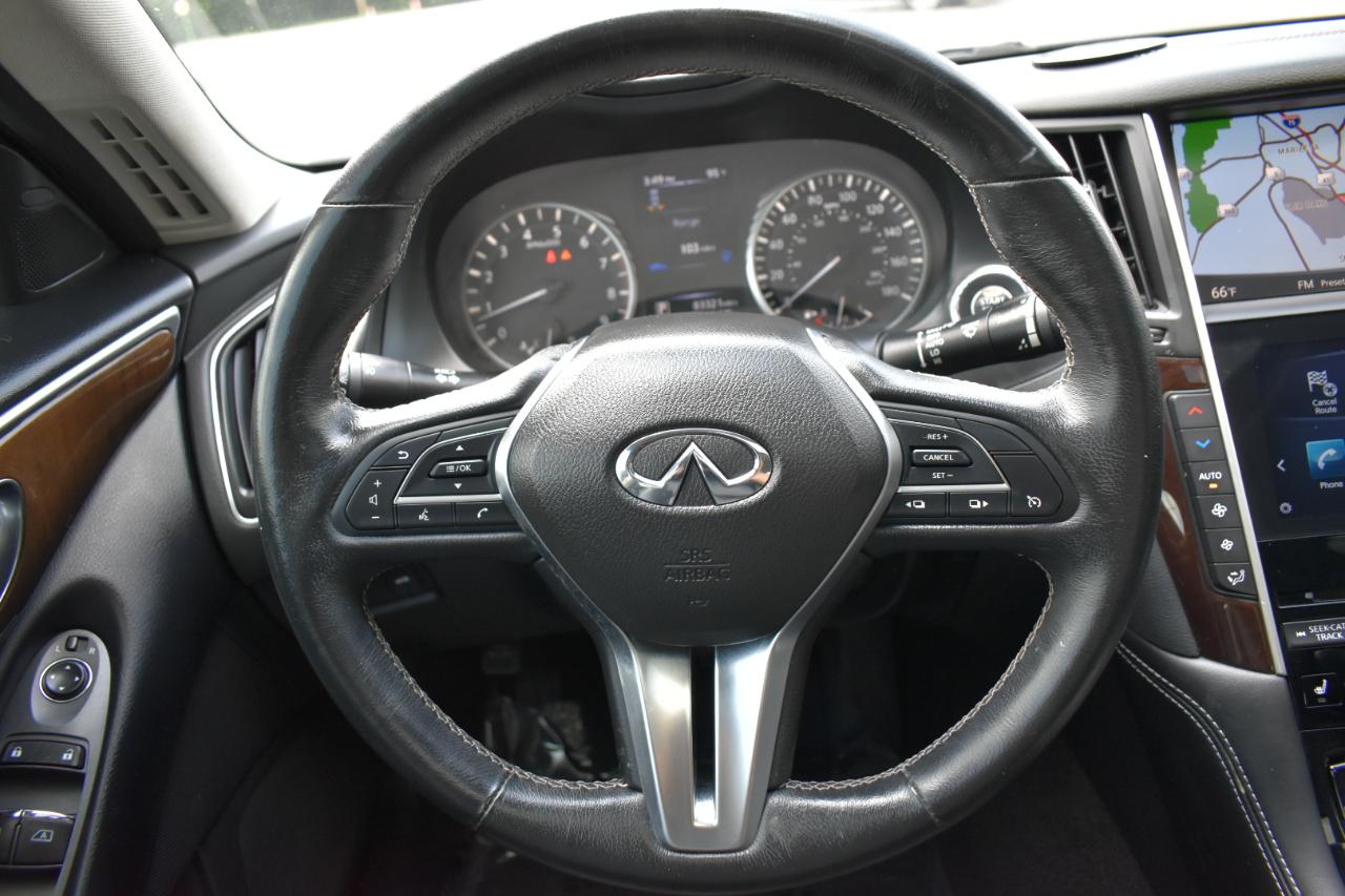 Infiniti Q50 3.0t LUXE 2019