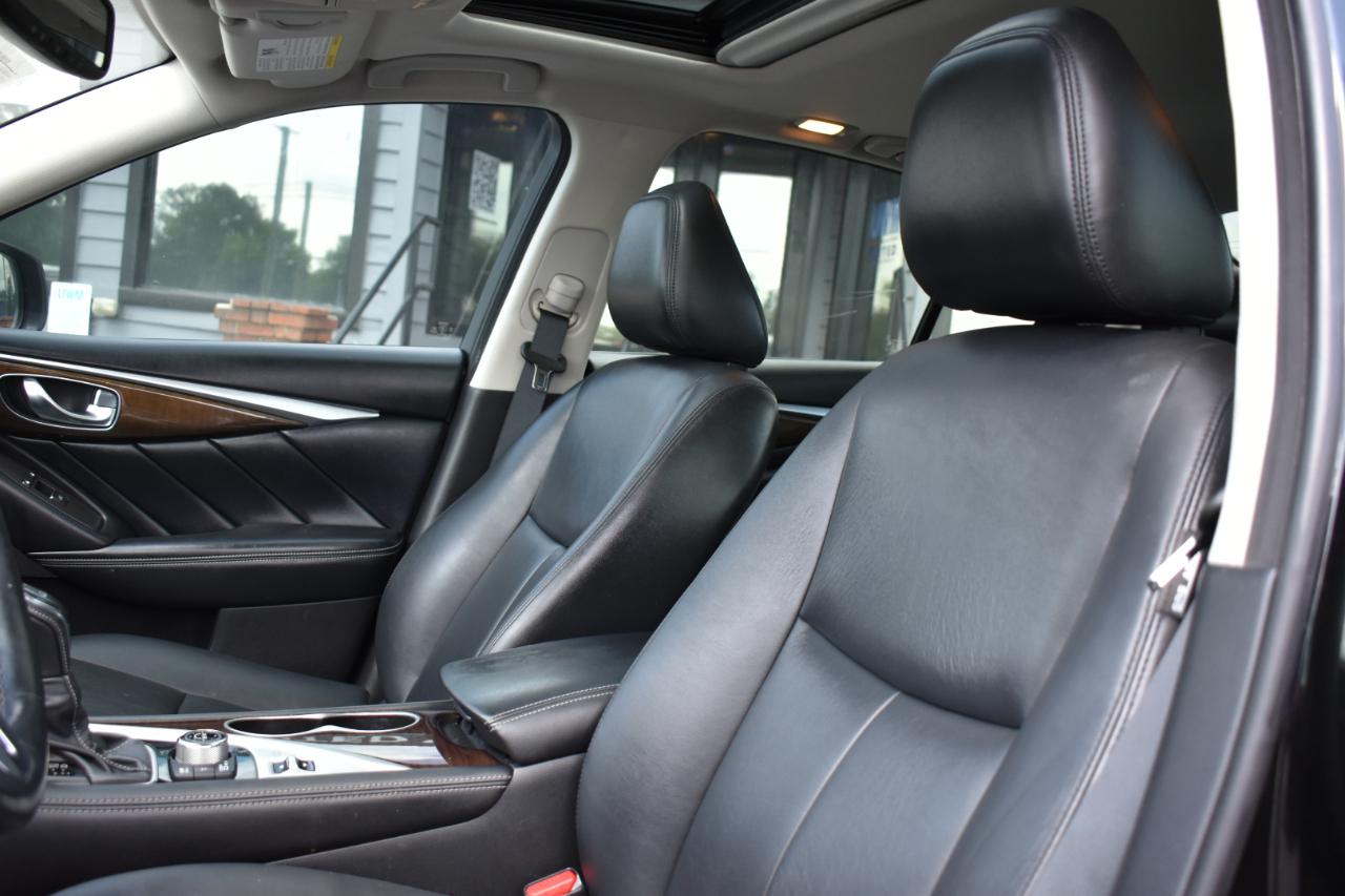 Infiniti Q50 3.0t LUXE 2019