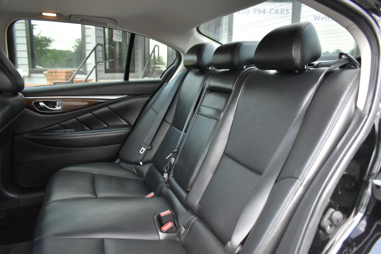 Infiniti Q50 3.0t LUXE 2019
