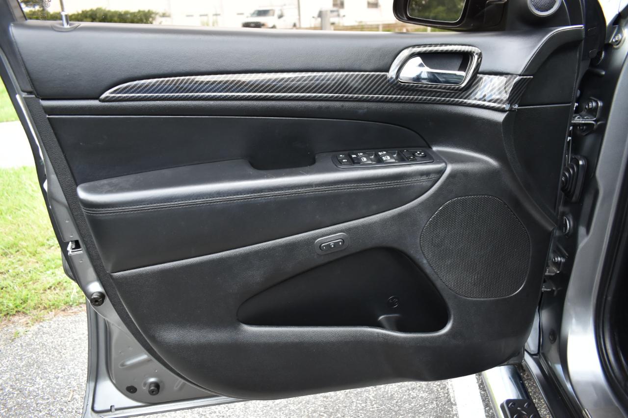 Jeep Grand Cherokee Overland 4WD 2012