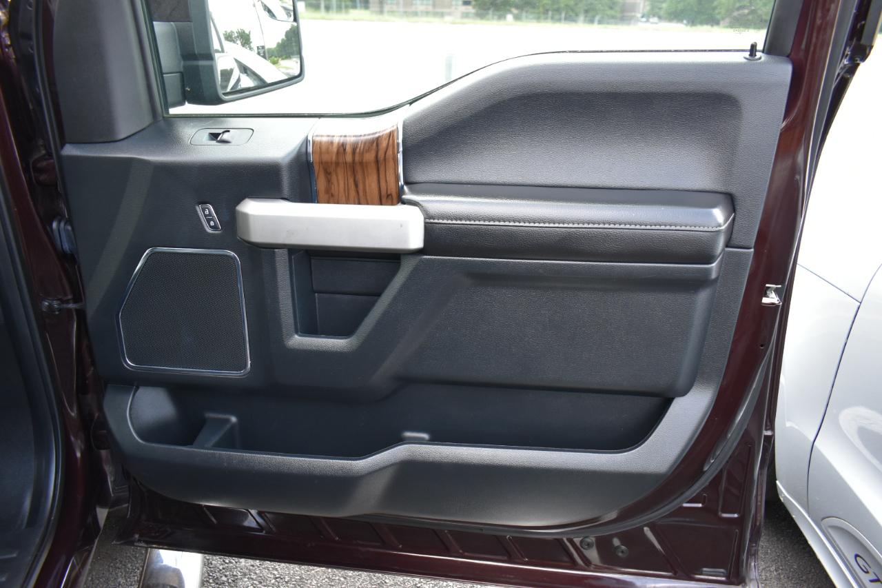 Ford F-150 2WD SuperCrew 145" Platinum 2019