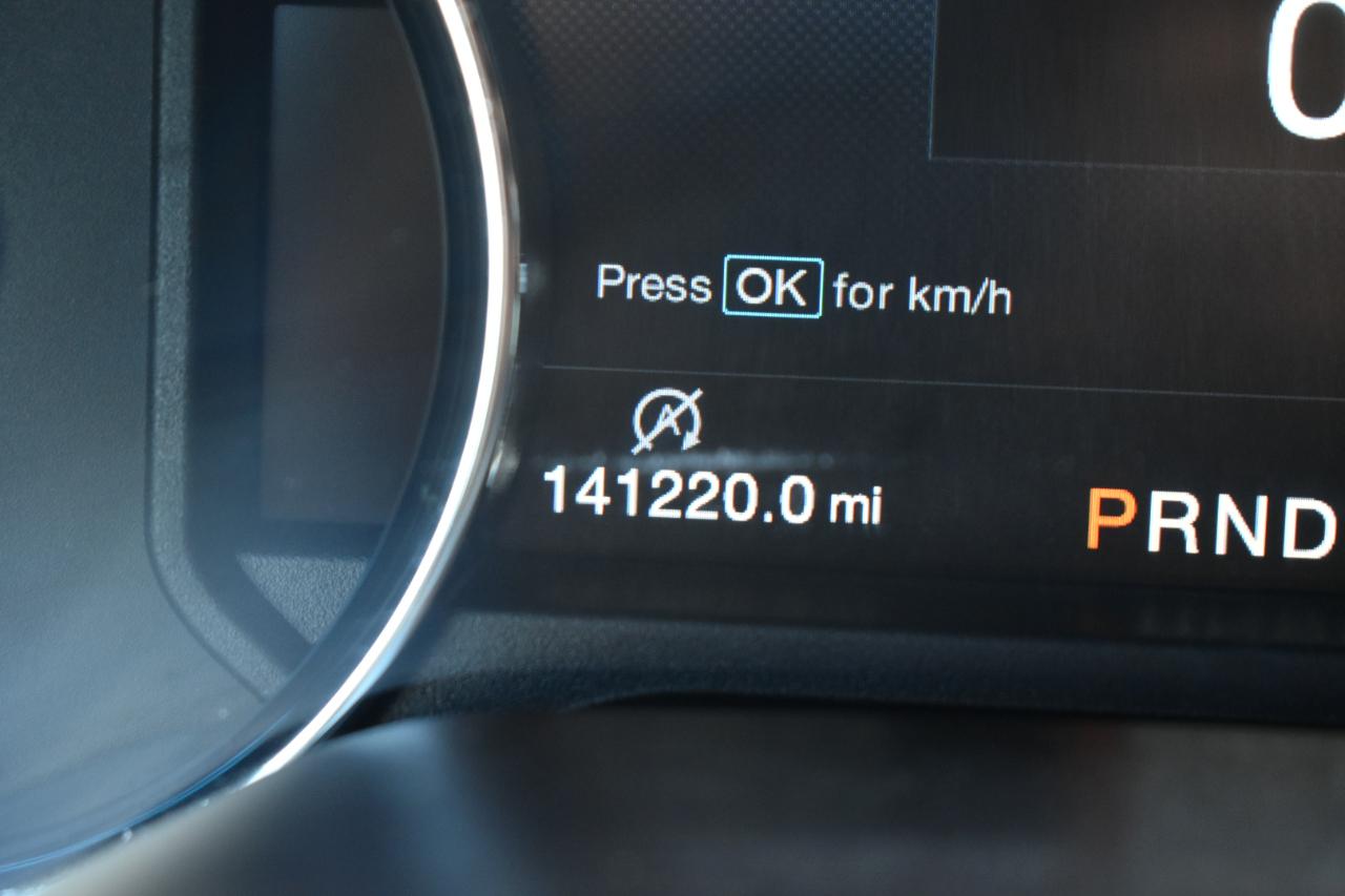 Ford F-150 2WD SuperCrew 145" Platinum 2019