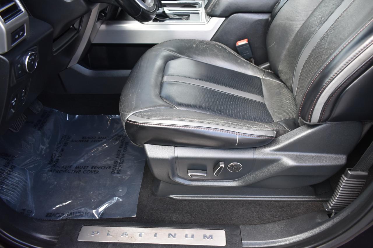 Ford F-150 2WD SuperCrew 145" Platinum 2019