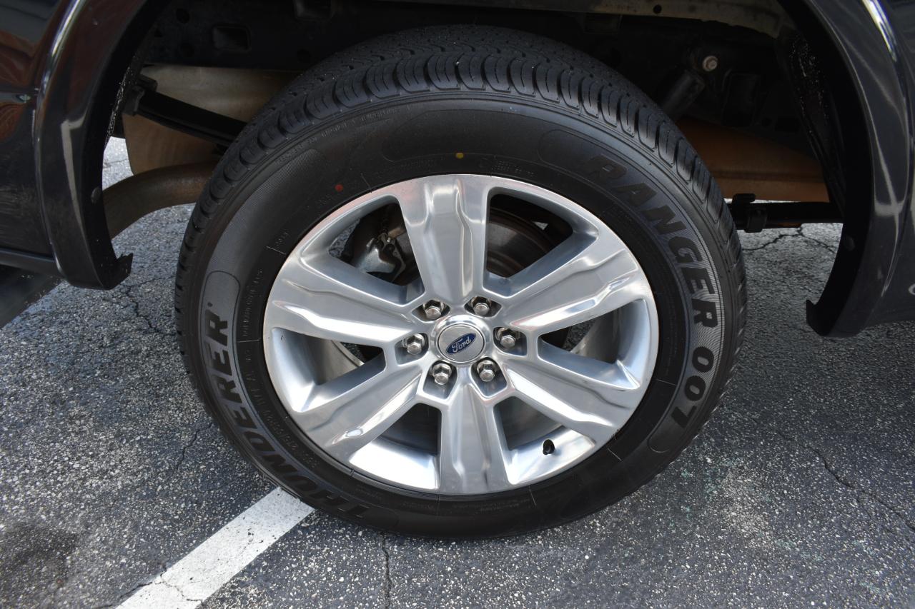 Ford F-150 2WD SuperCrew 145" Platinum 2019