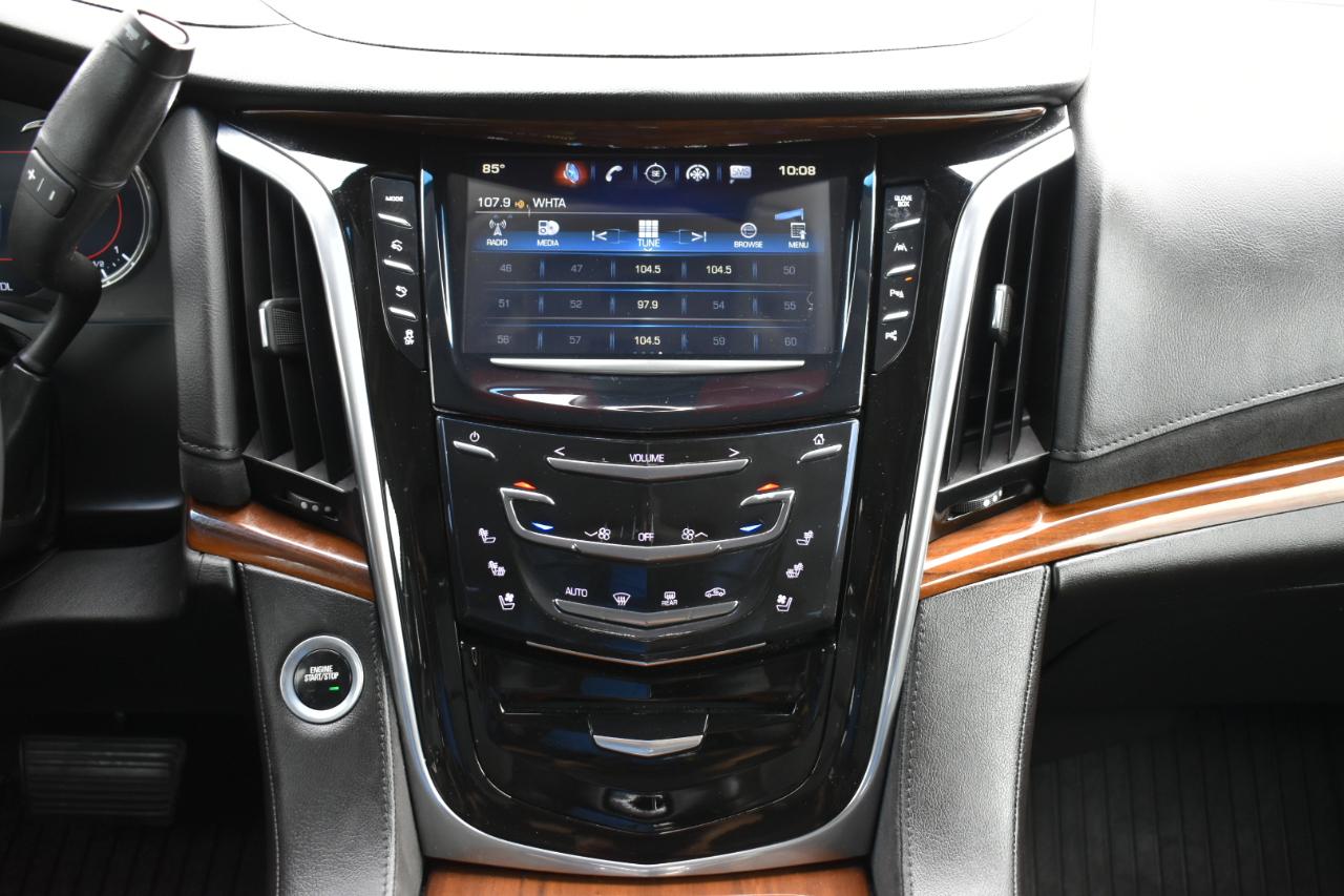 Cadillac Escalade Luxury 2WD 2017