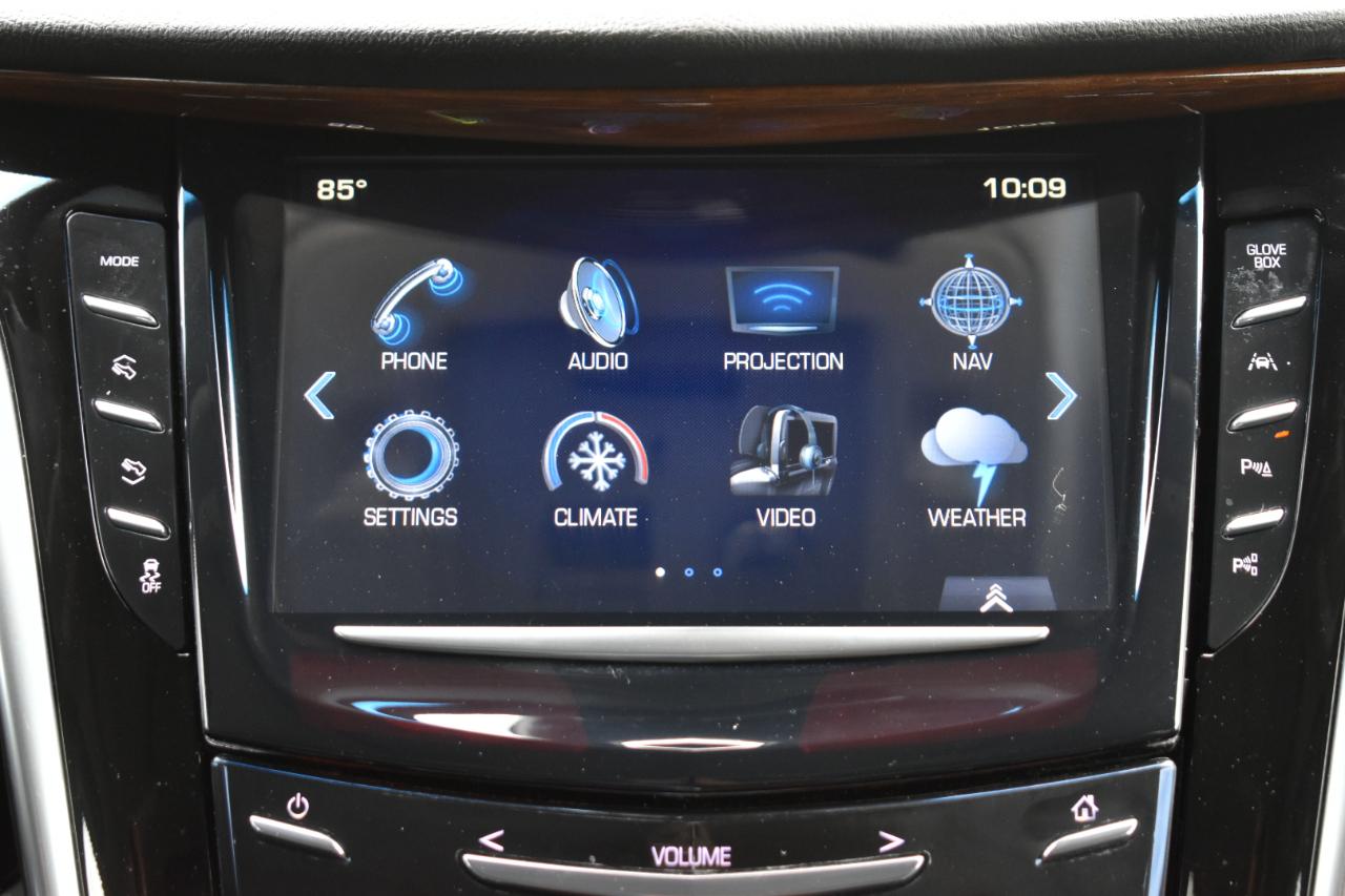 Cadillac Escalade Luxury 2WD 2017