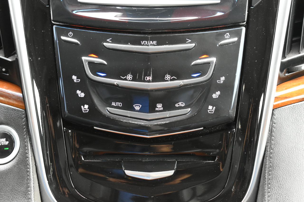 Cadillac Escalade Luxury 2WD 2017