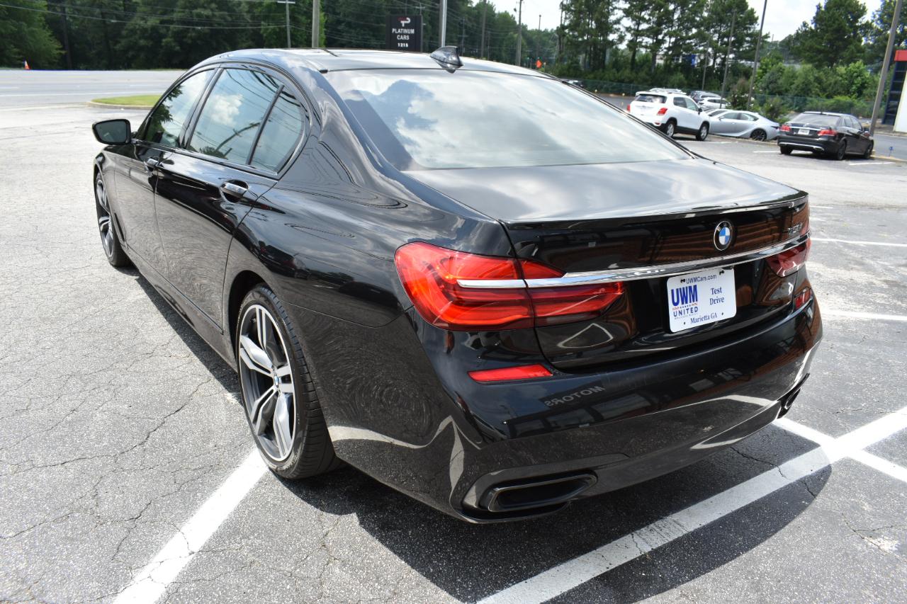 BMW 7-Series 750i 2019