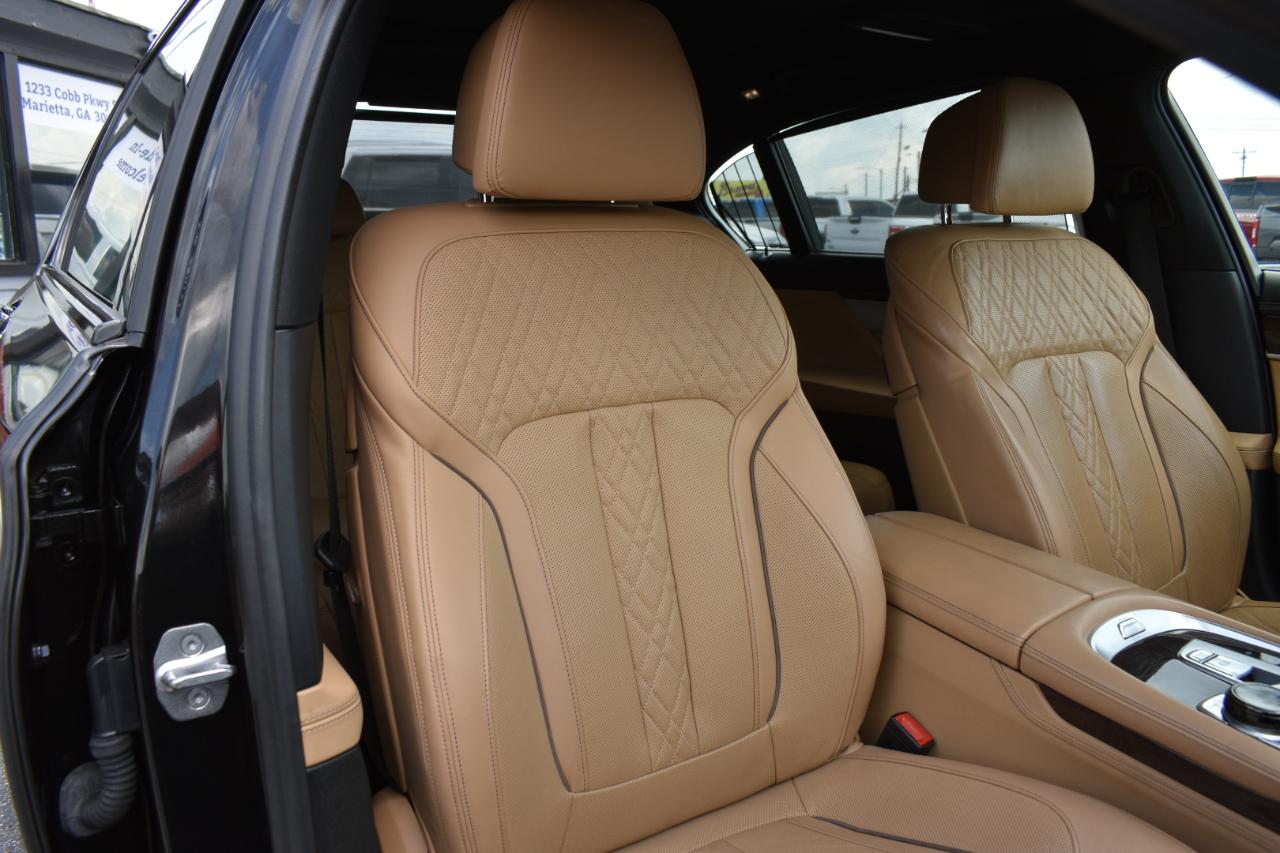 BMW 7-Series 750i 2019