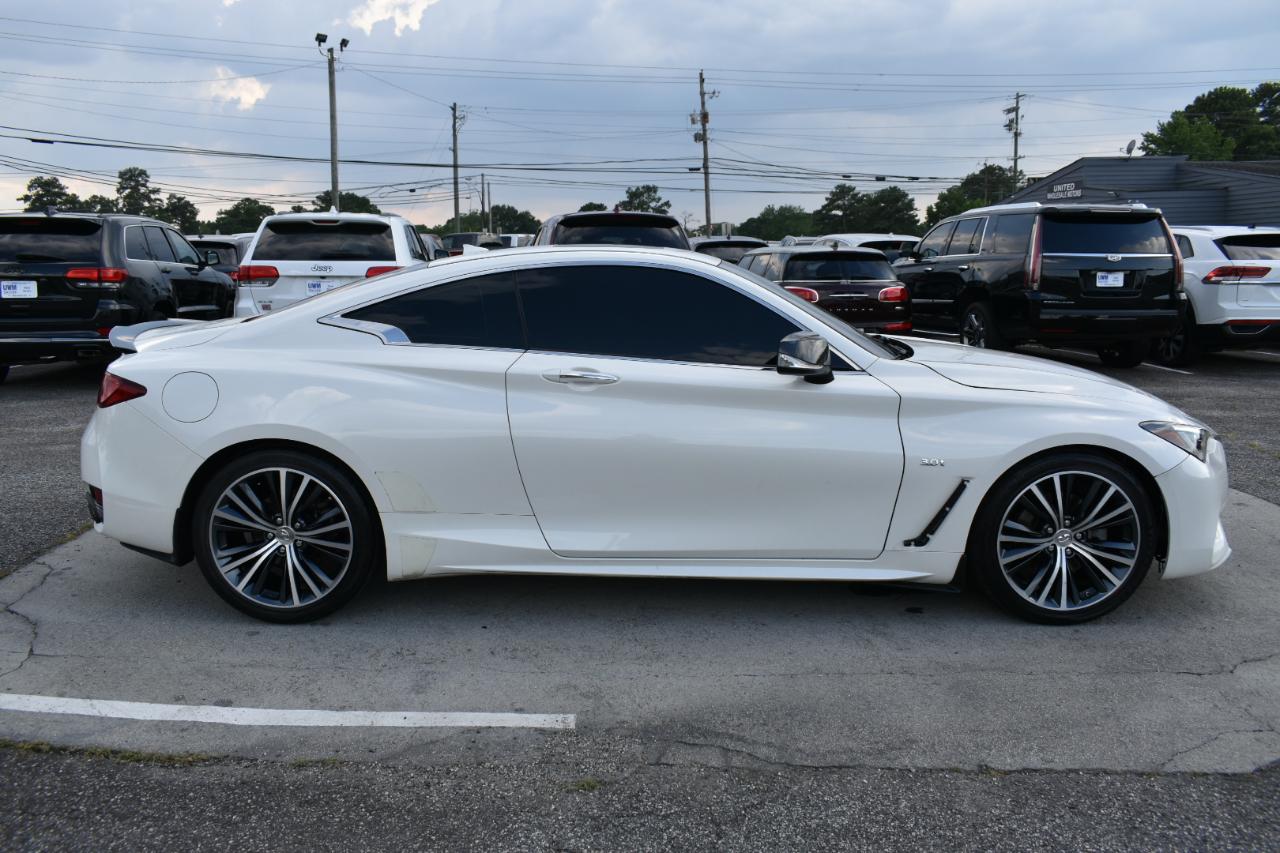 Infiniti Q60 3.0t LUXE RWD 2018