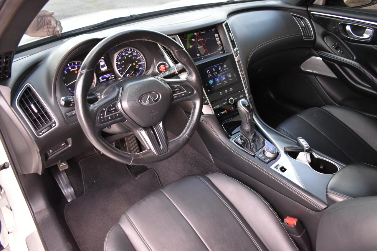 Infiniti Q60 3.0t LUXE RWD 2018