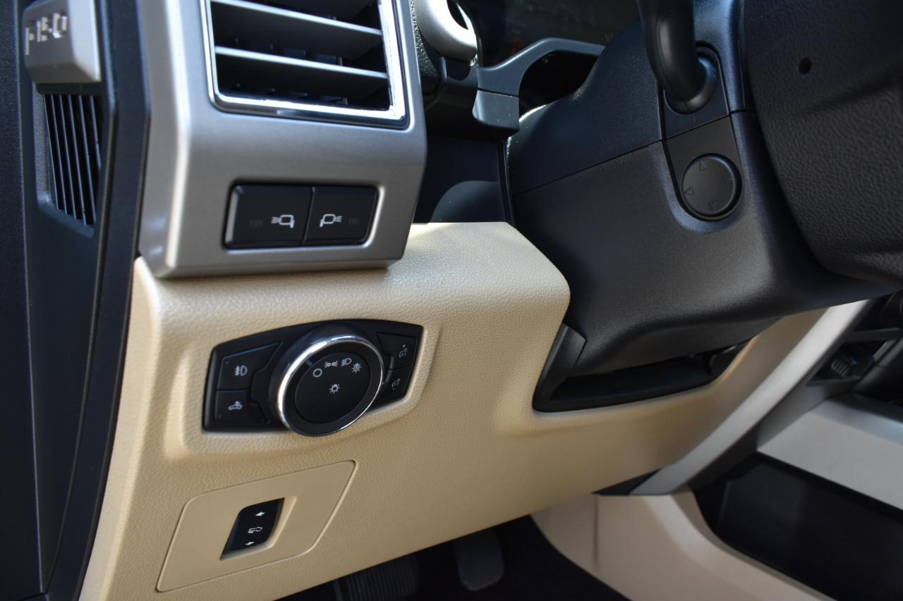 Ford F-150 Lariat SuperCrew 5.5-ft. Bed 4WD 2016