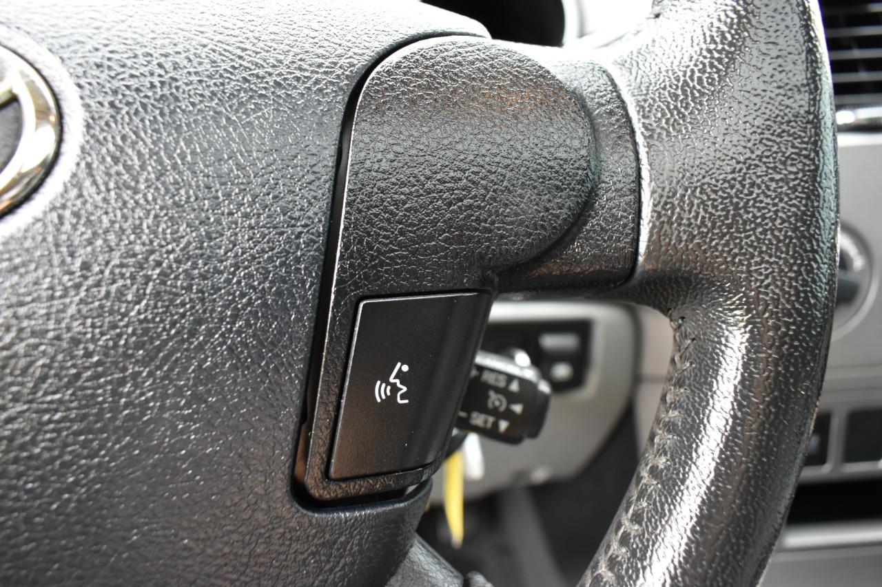 Toyota Tundra Platinum CrewMax 5.7L FFV 4WD 2012