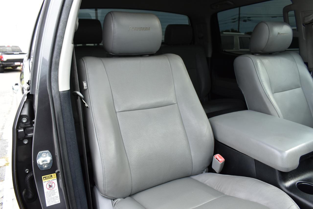 Toyota Tundra Platinum CrewMax 5.7L FFV 4WD 2012