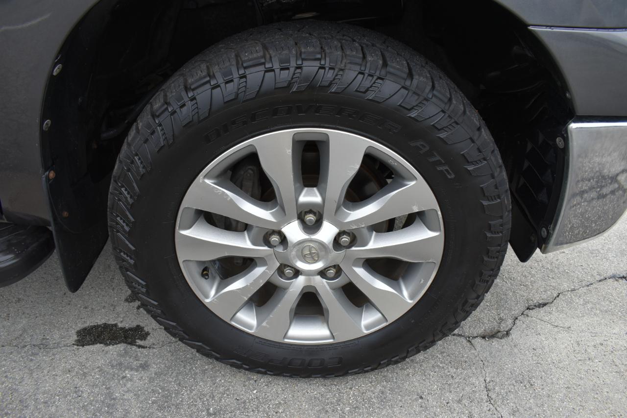 Toyota Tundra Platinum CrewMax 5.7L FFV 4WD 2012