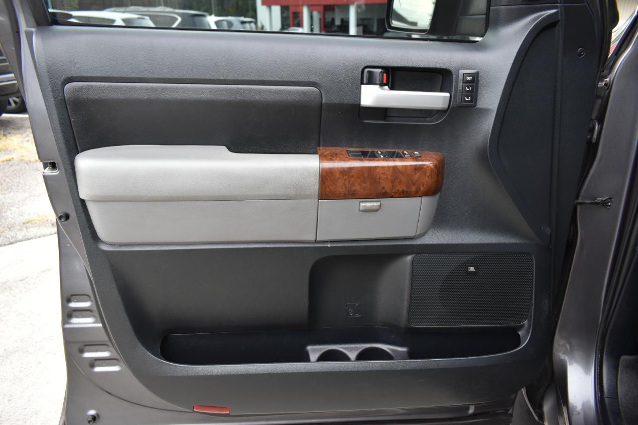 Toyota Tundra Platinum CrewMax 5.7L FFV 4WD 2012