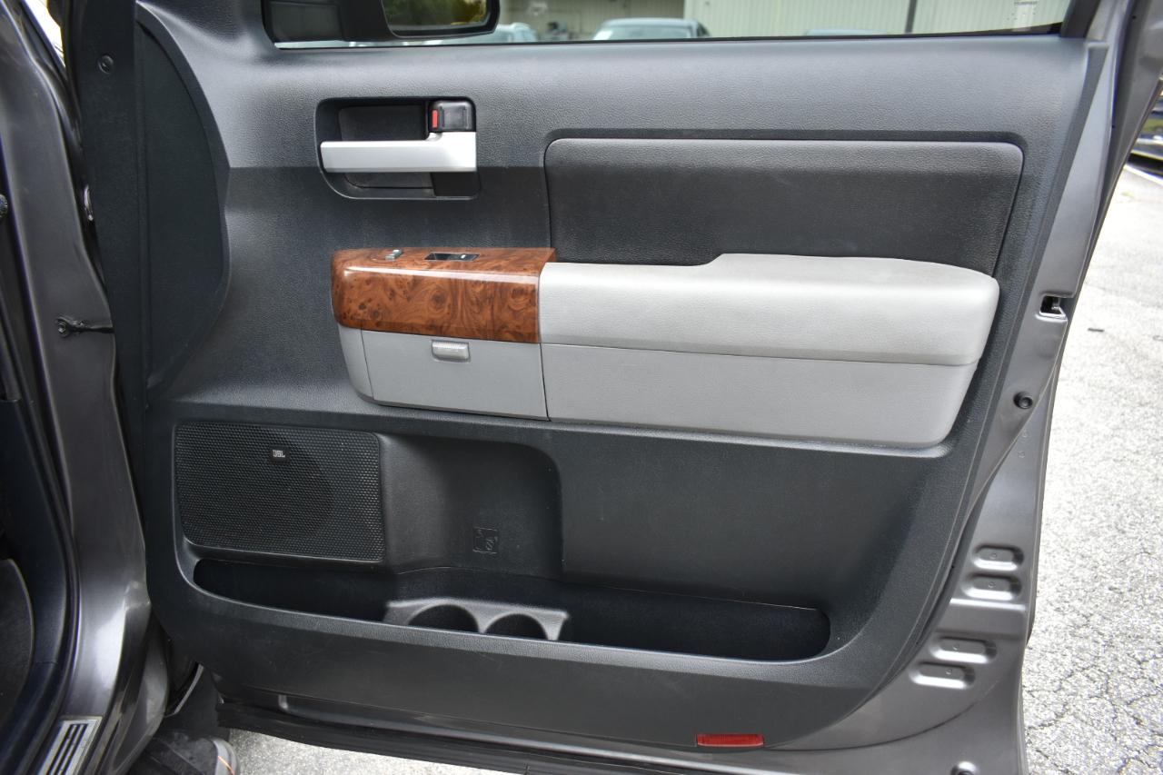 Toyota Tundra Platinum CrewMax 5.7L FFV 4WD 2012