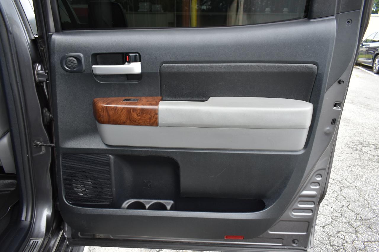 Toyota Tundra Platinum CrewMax 5.7L FFV 4WD 2012