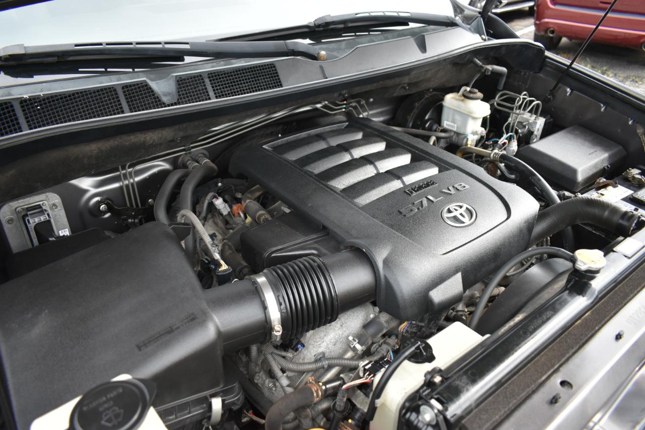 Toyota Tundra Platinum CrewMax 5.7L FFV 4WD 2012
