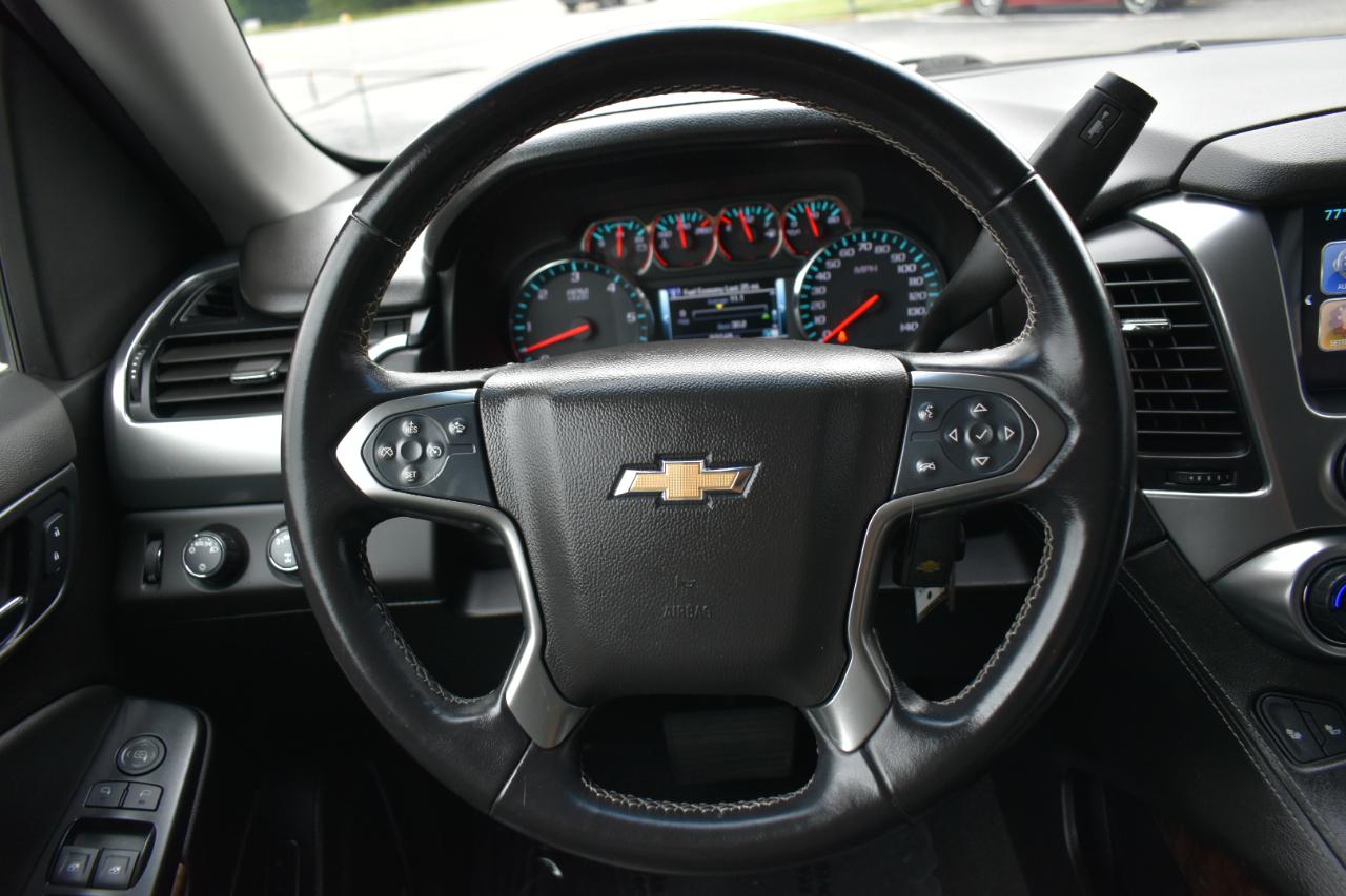 Chevrolet Suburban LT 4WD 2019