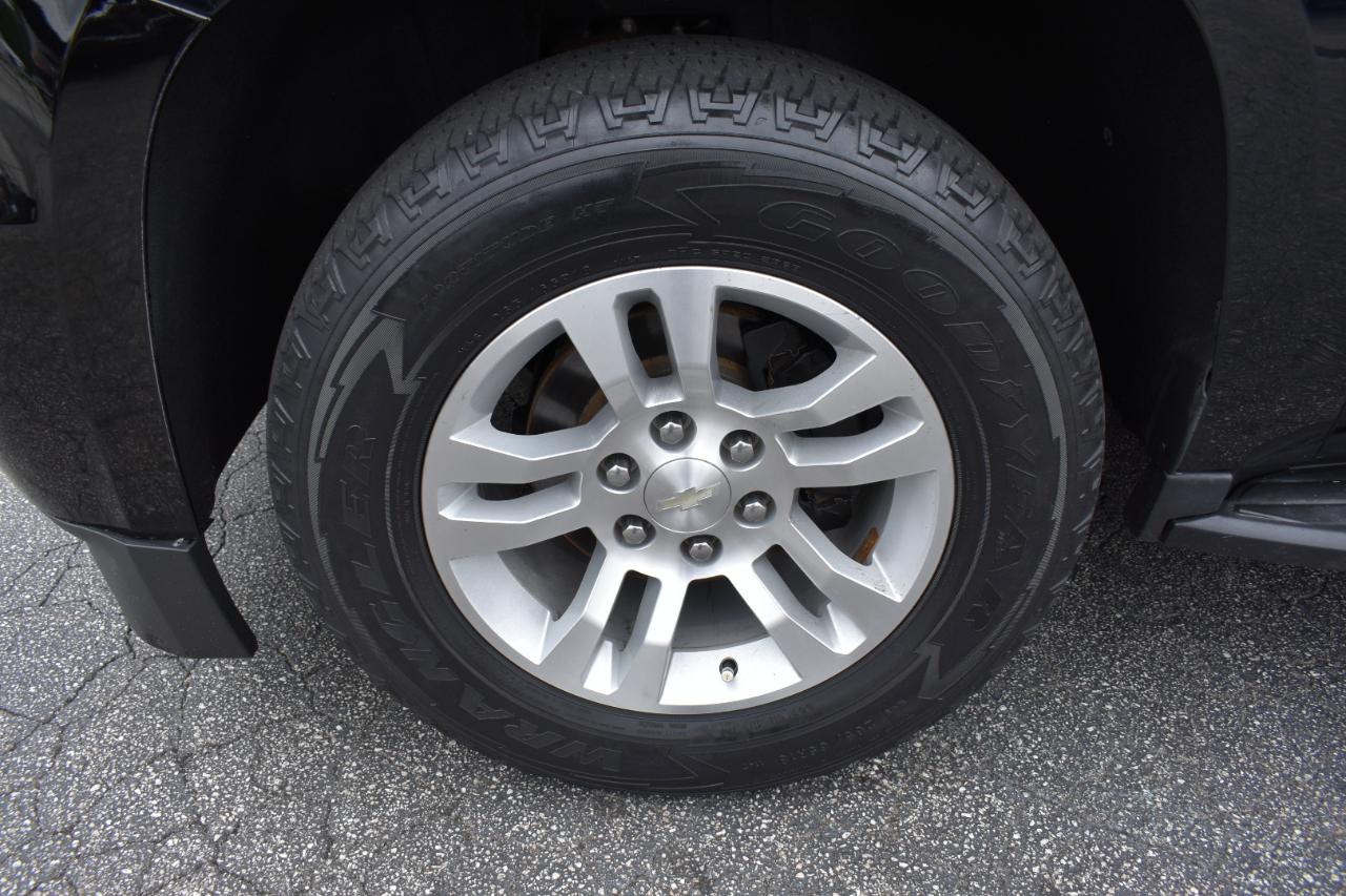 Chevrolet Suburban LT 4WD 2019