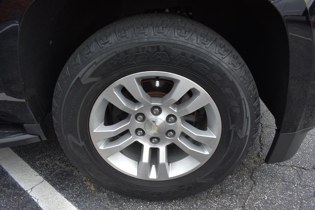 Chevrolet Suburban LT 4WD 2019