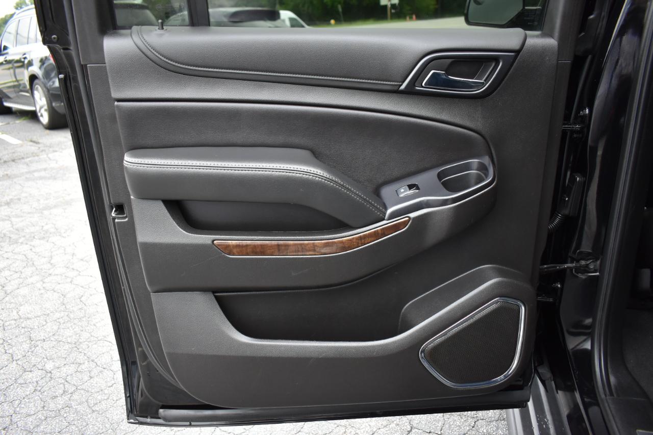 Chevrolet Suburban LT 4WD 2019