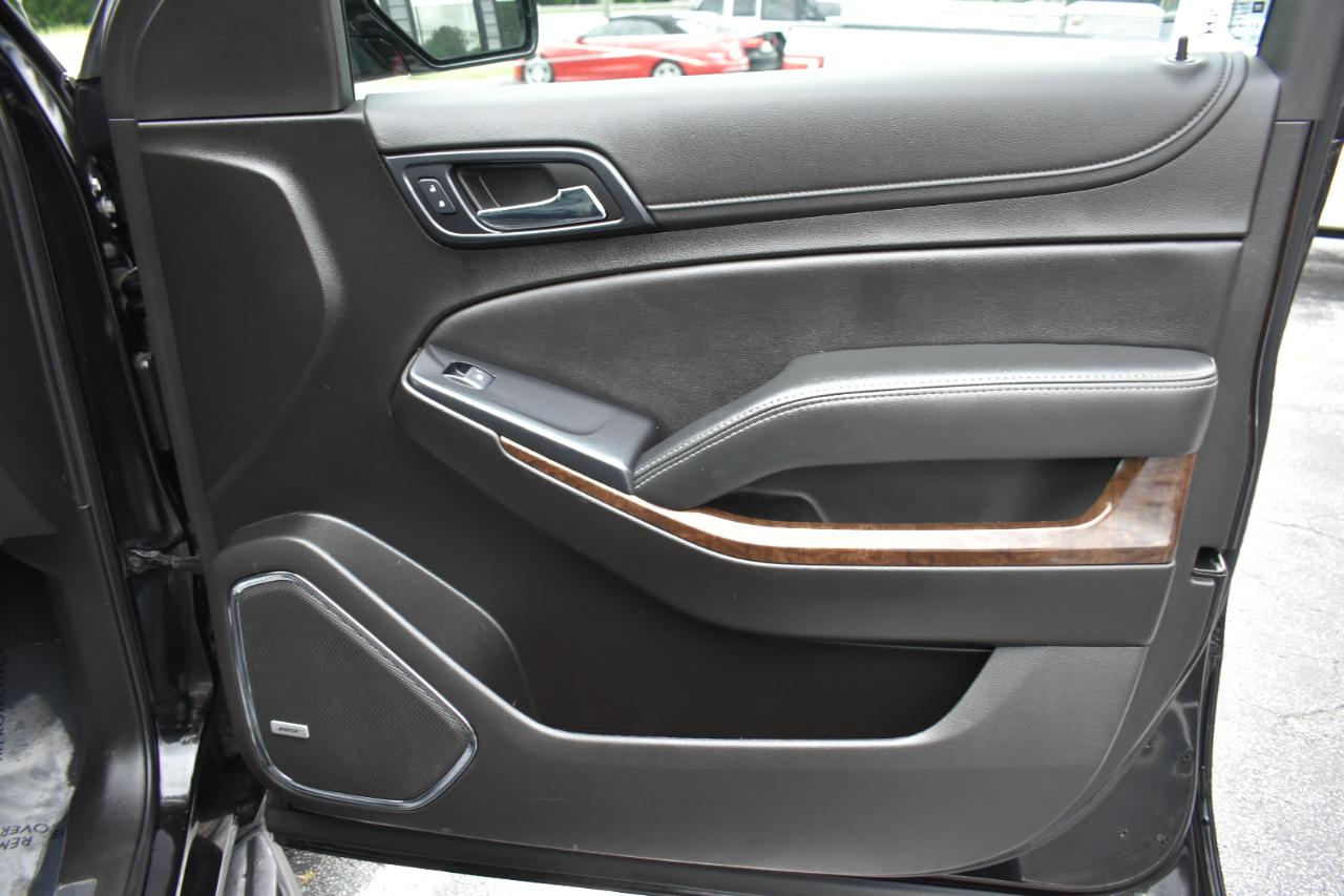 Chevrolet Suburban LT 4WD 2019