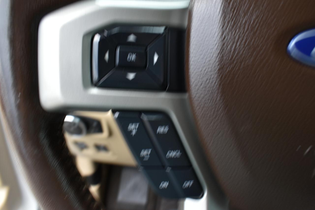 Ford F-150 Lariat SuperCrew Short Bed 4WD 2018