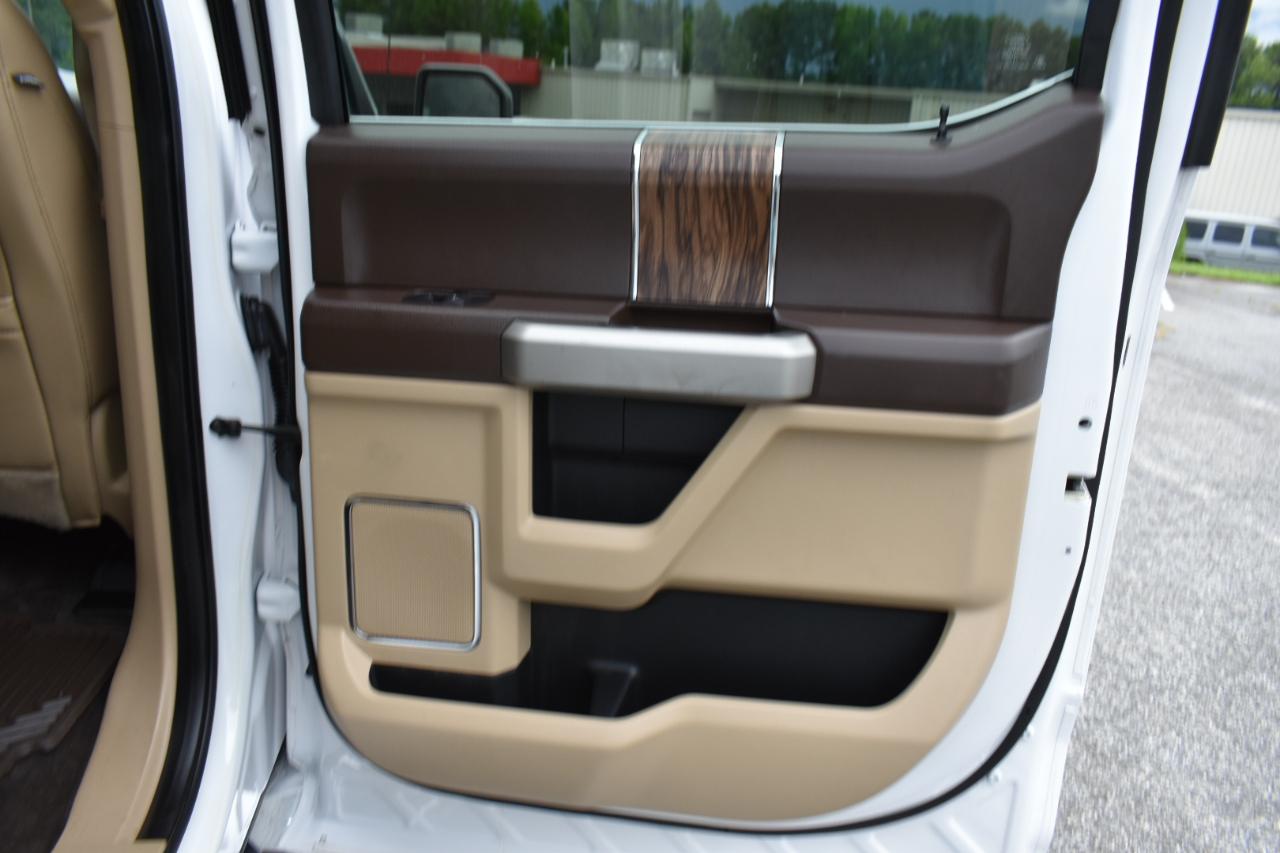 Ford F-150 Lariat SuperCrew Short Bed 4WD 2018