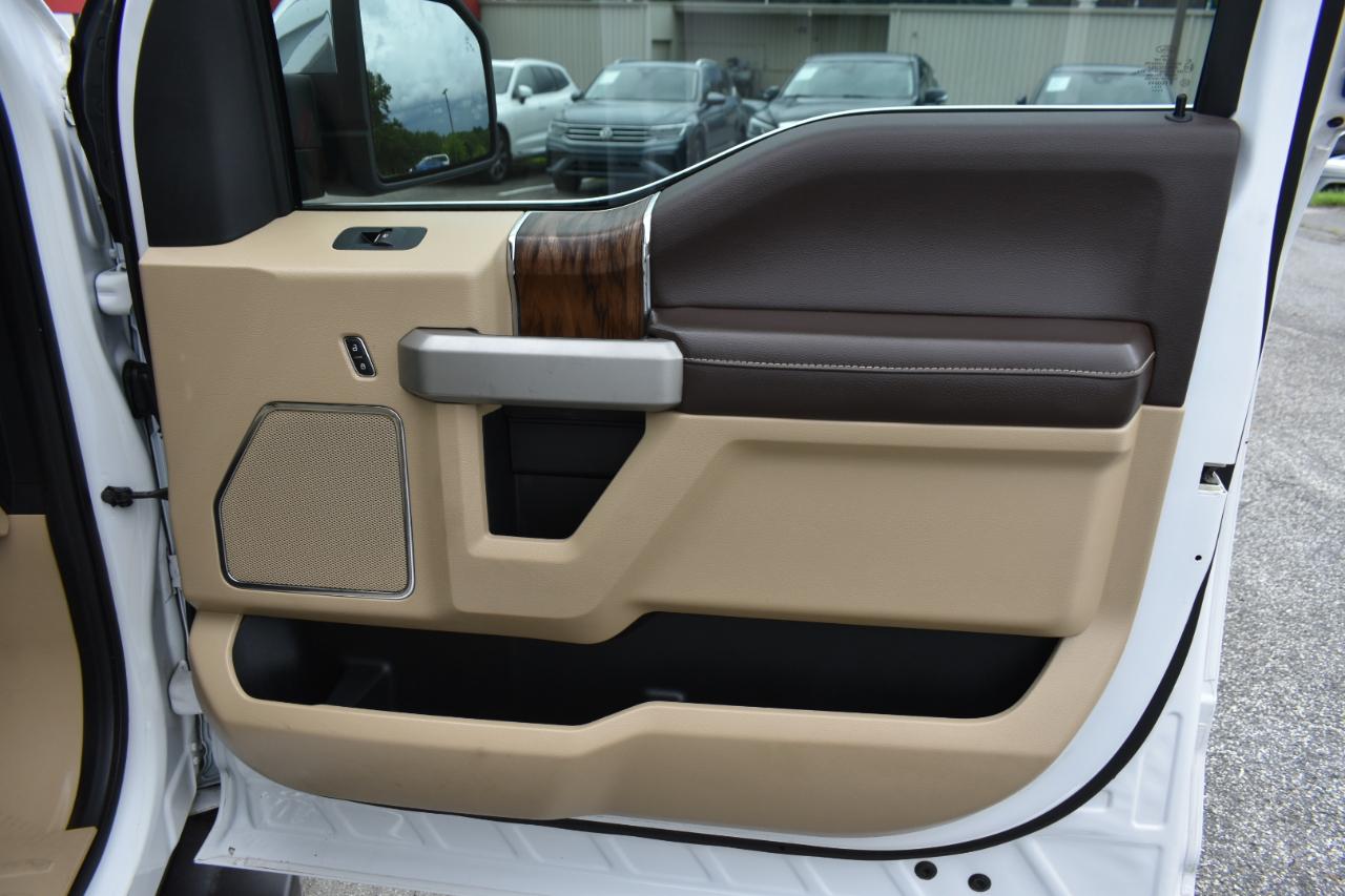 Ford F-150 Lariat SuperCrew Short Bed 4WD 2018