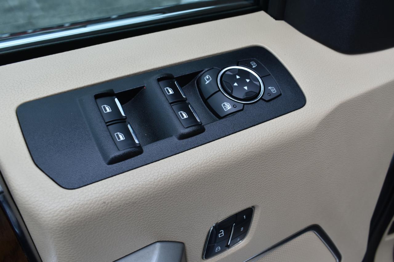 Ford F-150 Lariat SuperCrew Short Bed 4WD 2018