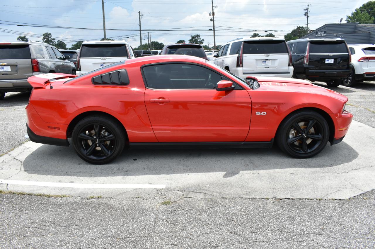 Ford Mustang GT Coupe 2011