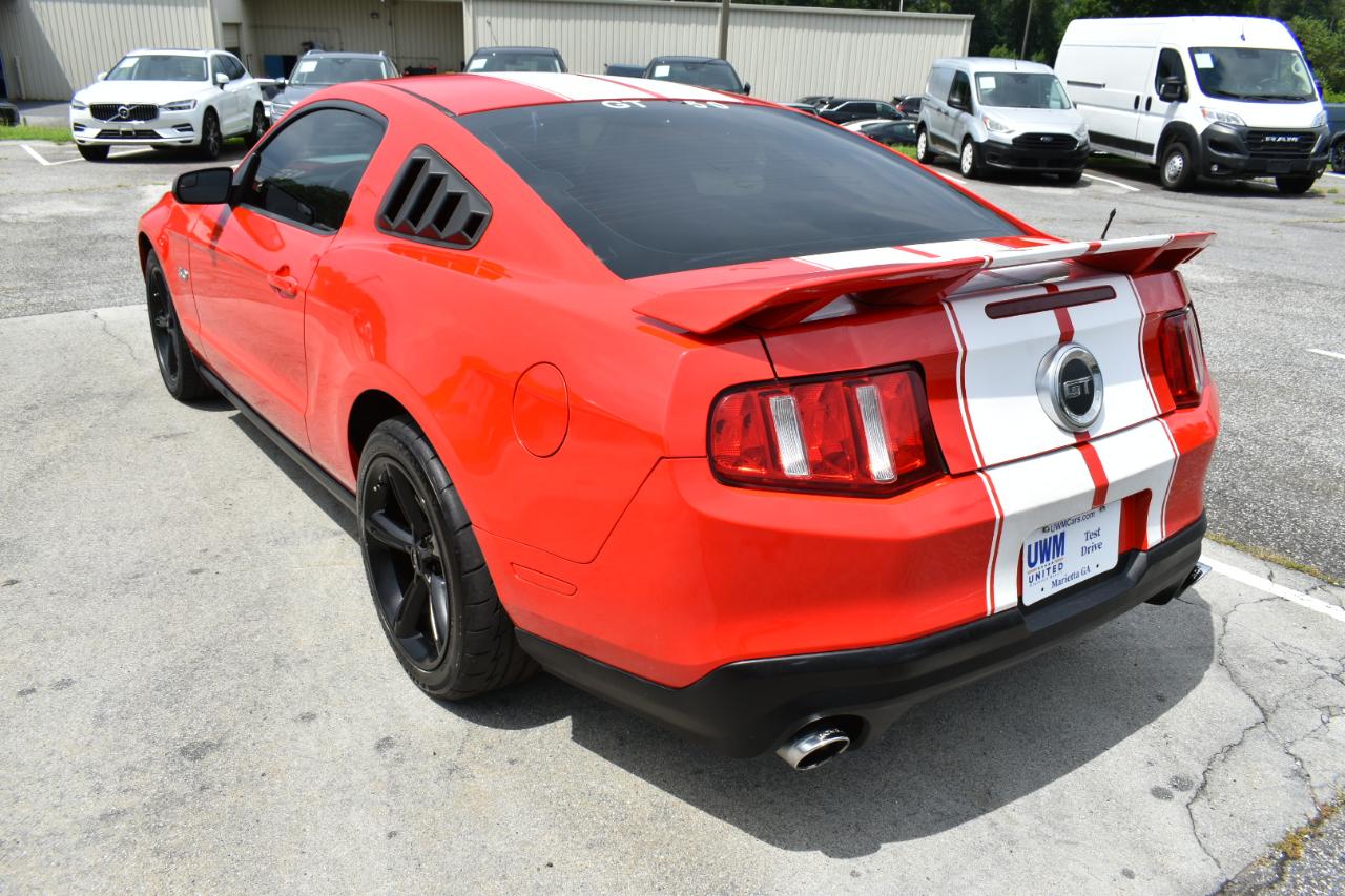 Ford Mustang GT Coupe 2011