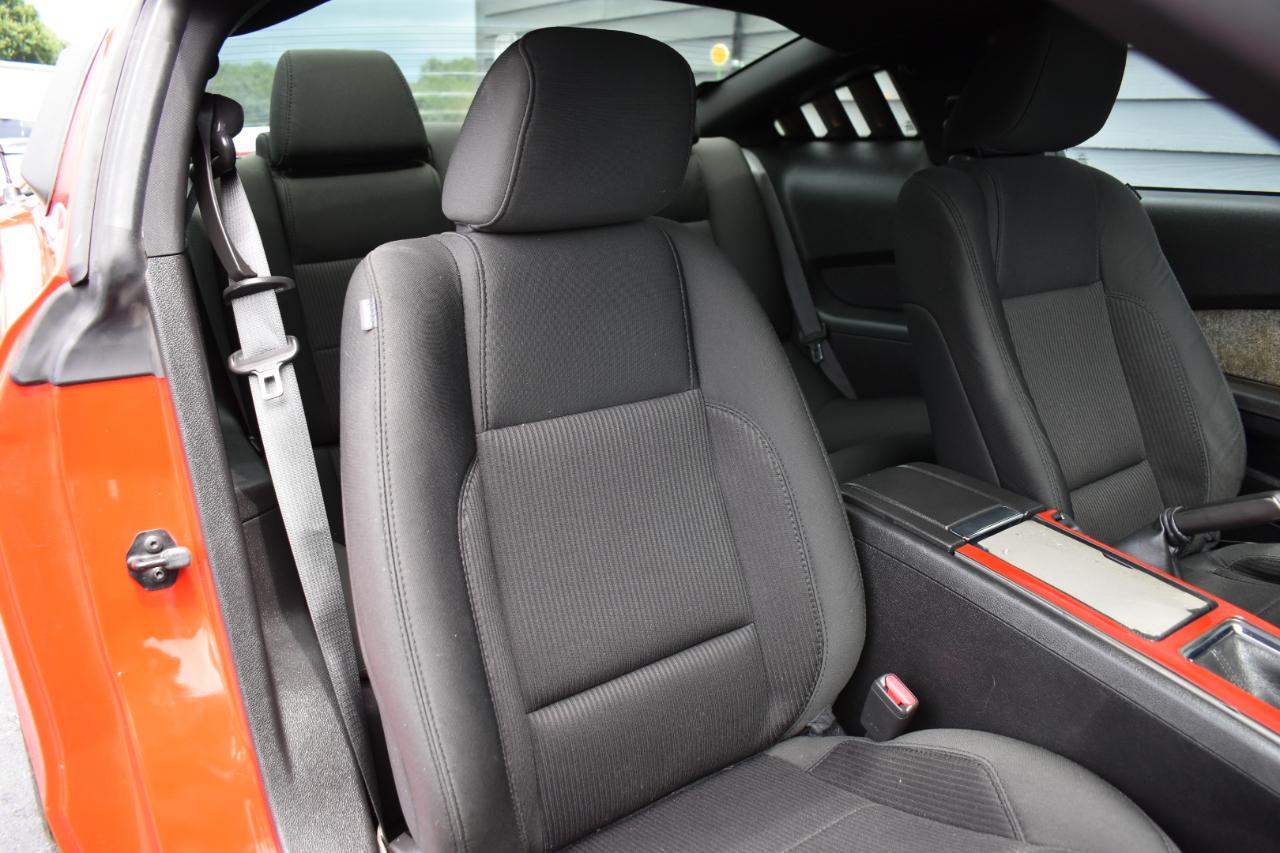 Ford Mustang GT Coupe 2011