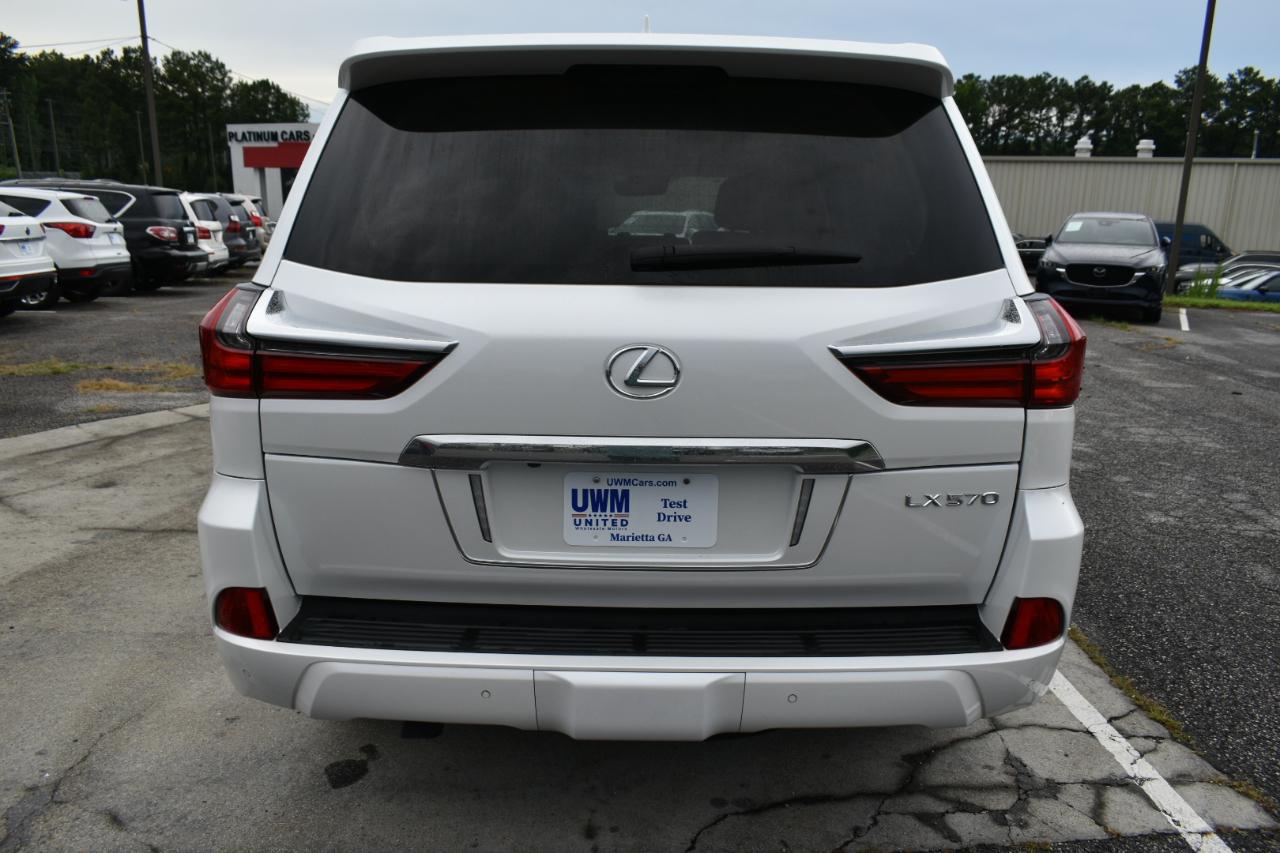Lexus LX 570 Two-Row 2019