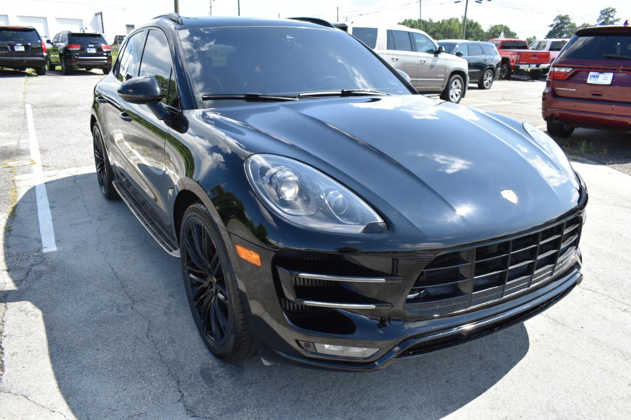 Porsche Macan Turbo 2016