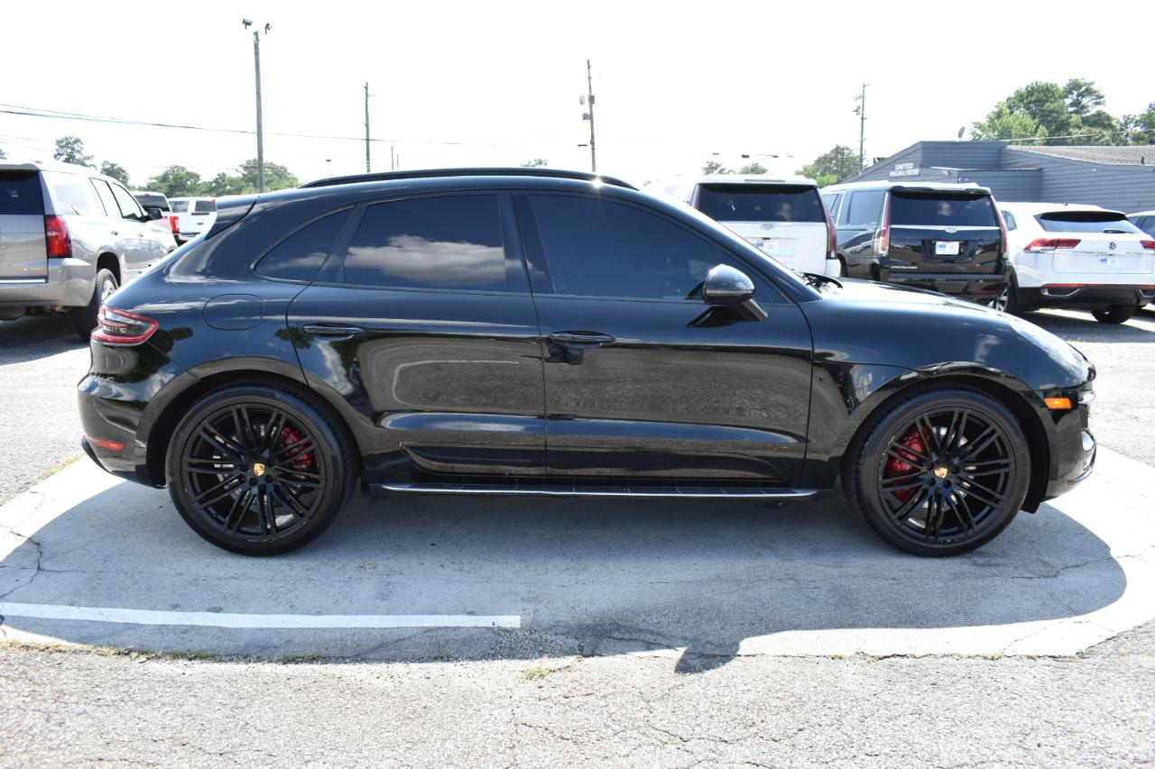Porsche Macan Turbo 2016